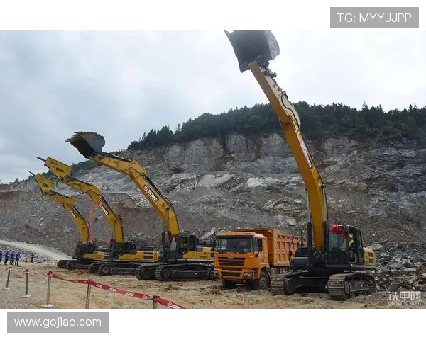 挖掘机废弃矿山生态修复